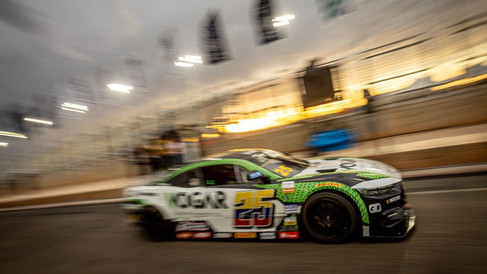 Tatiana Calderón battles through mechanical setbacks to secure top-10 finish on NASCAR Brasil oval debut