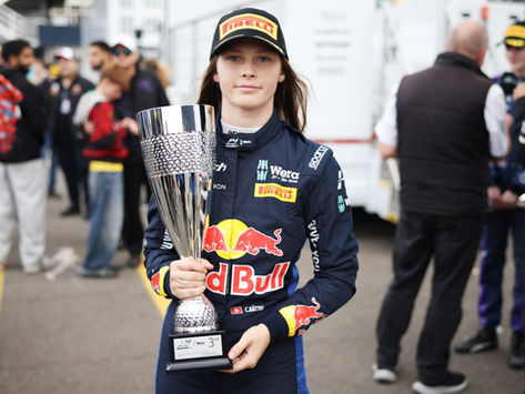 British F4: Chiara Bättig returns to the podium at Silverstone