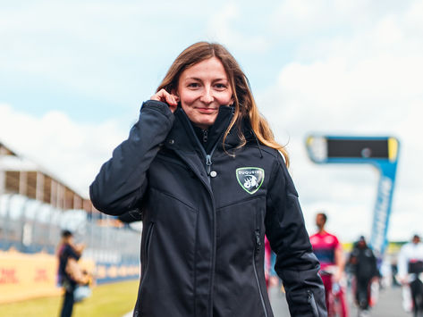 Doriane Pin tops practice and first qualifying at Le Mans
