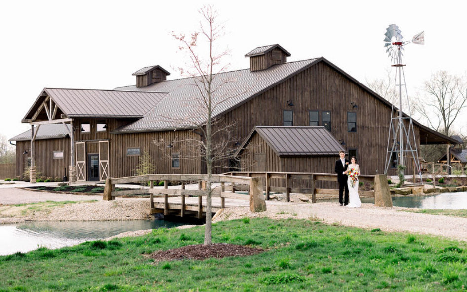 The Old Barns at Dry Run Farms - Williamsport, Ohio