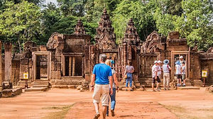 Banteay Srei Temple Tour Guide