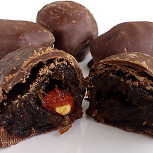 1200px-Chocolate-coated_Dried_Plums.jpg