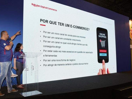 Ana Beatriz Muniz e Willians Gomes, da Rakuten, falaram sobre lucratividade no e-commerce no 3º dia da Natal & Festas ABCasa