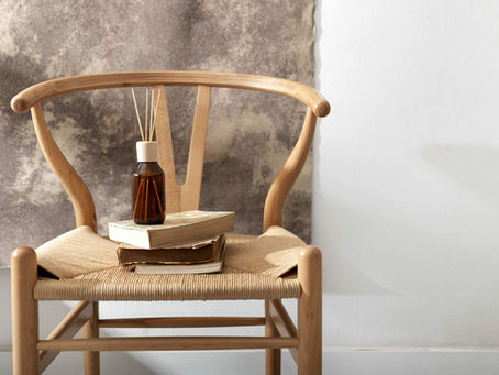 A influência dos anos 70 na decoração atual: como o retrô está voltando com força em 2025