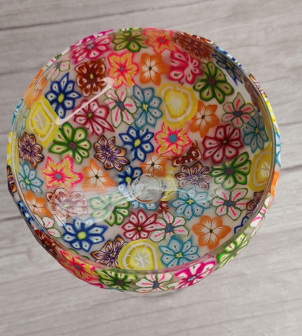 תמונה ממוזערת: גביע מעוטר בעבודת יד