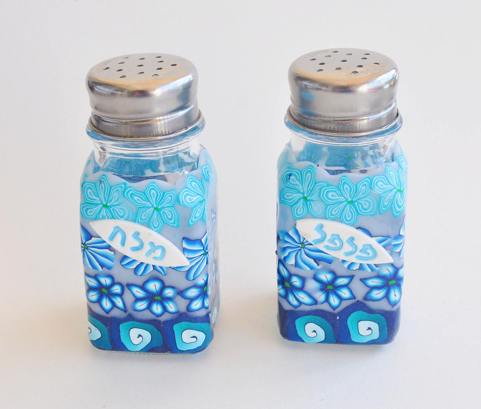Thumbnail: Glass Salt and Pepper Shakers