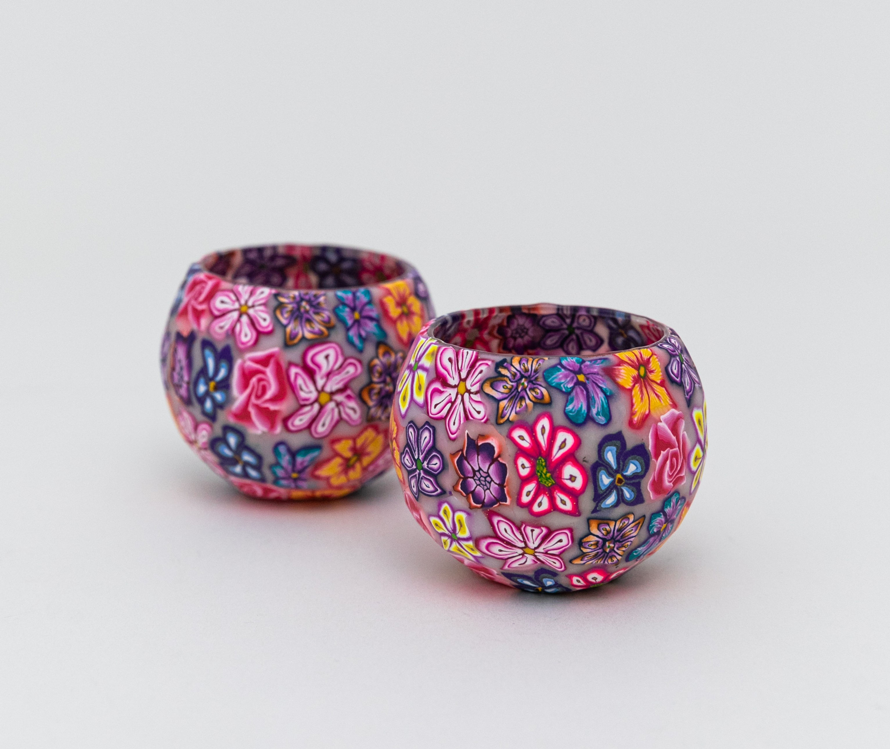 פמוט פריחה צבעונית