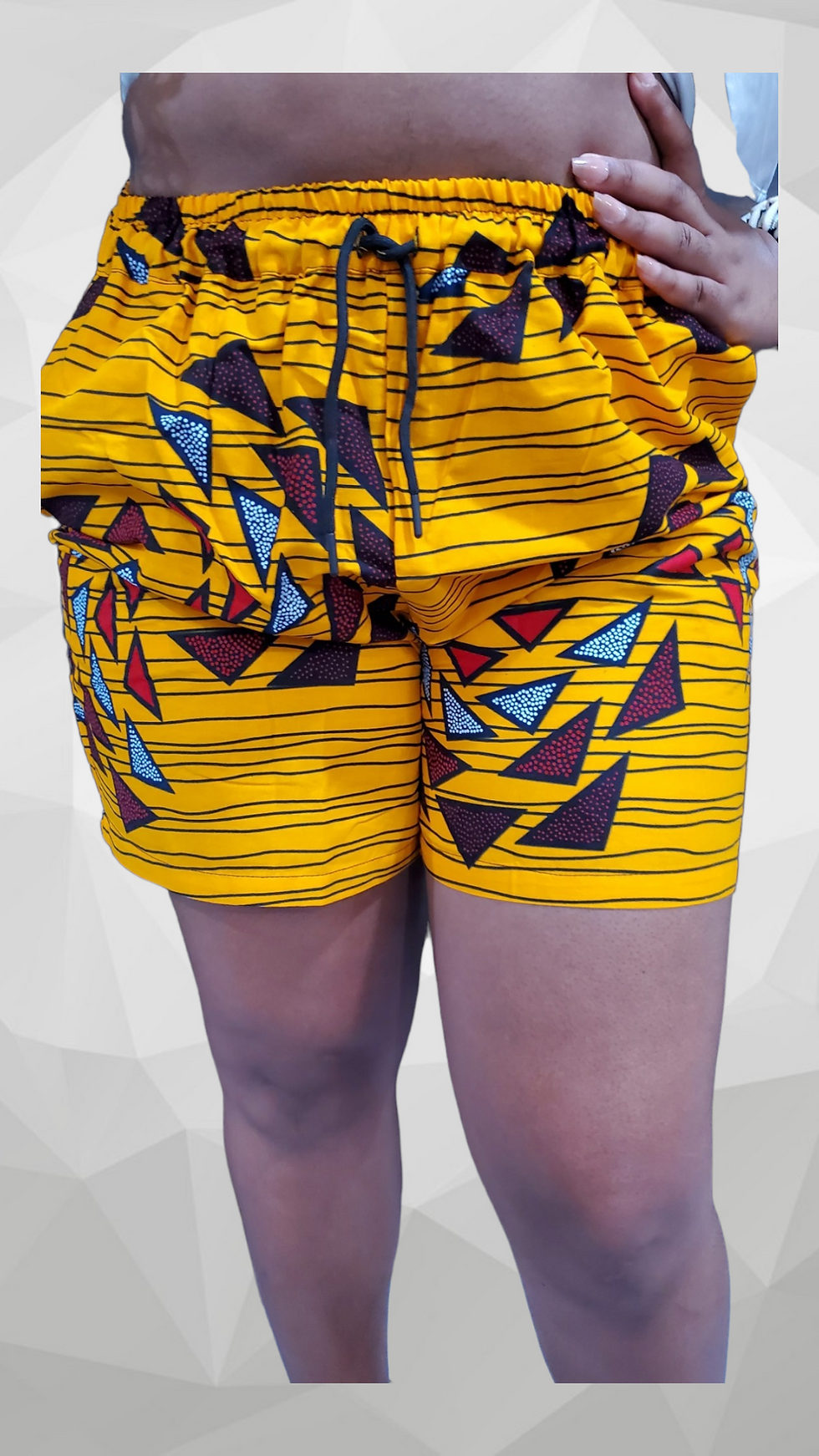 Thumbnail: Close up drawstring and pockets