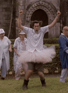 dance-crazy-carey-jim-carrey.gif