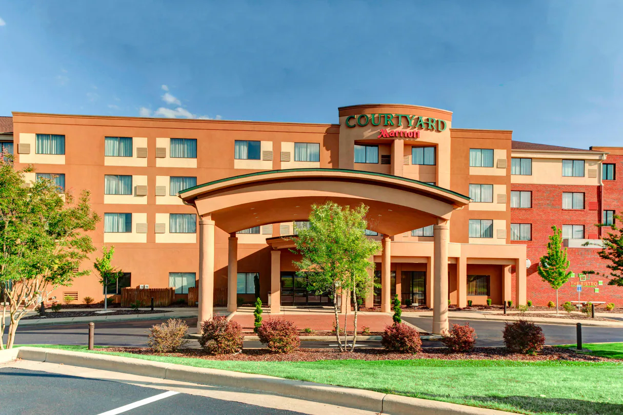 bhmaa-exterior-0067-hor-clsc.webp
