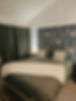 Airbnb8-12