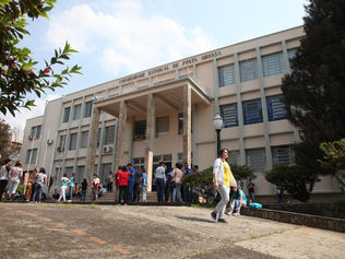Medicina é o curso mais concorrido do vestibular de inverno 2017 da UEPG