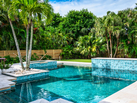 Molinari Pools pool