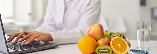 カウンセリングをする女性