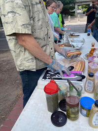 Meals being served 1.jpg