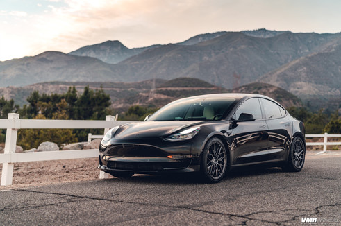 V802 Anthracite Metallic 18"