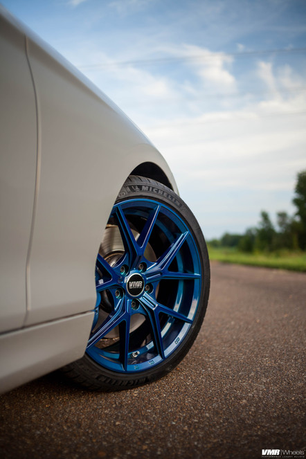 V804 Pacific Blue 18"