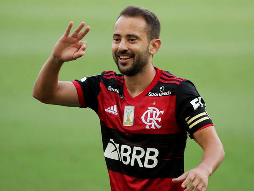 Everton Ribeiro, ex-Flamengo fechou com Bahia