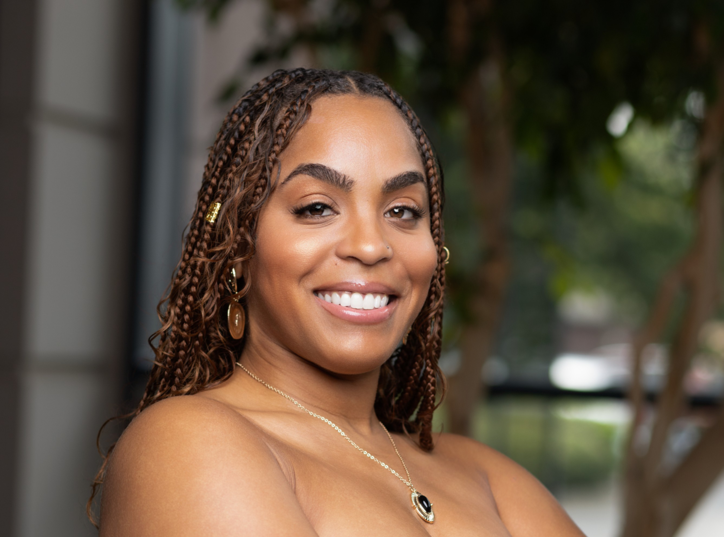 Courtney Davis (1)_edited.jpg
