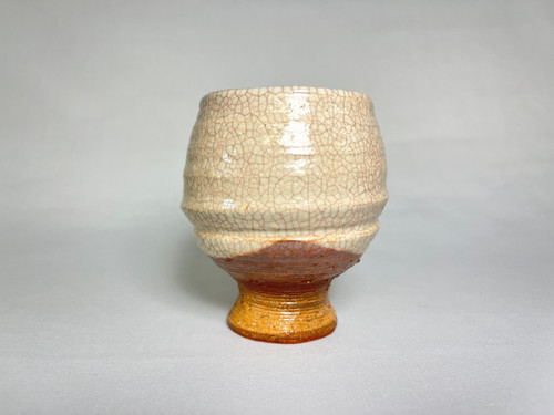 大和春信 松緑窯　萩焼の花瓶 萩焼 花瓶 大和信昭 大和春信松緑窯 ※海外発送の場合、木箱