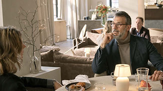 Moment-Sheer_PureSound_cafe_man-with-beard-talking_v5_1920x1080.jpg