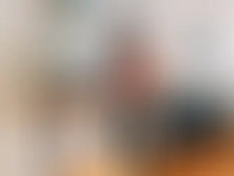 Stretch It Out: 5 Easy Leg Stretches for Office Workers on Their Lunch Break