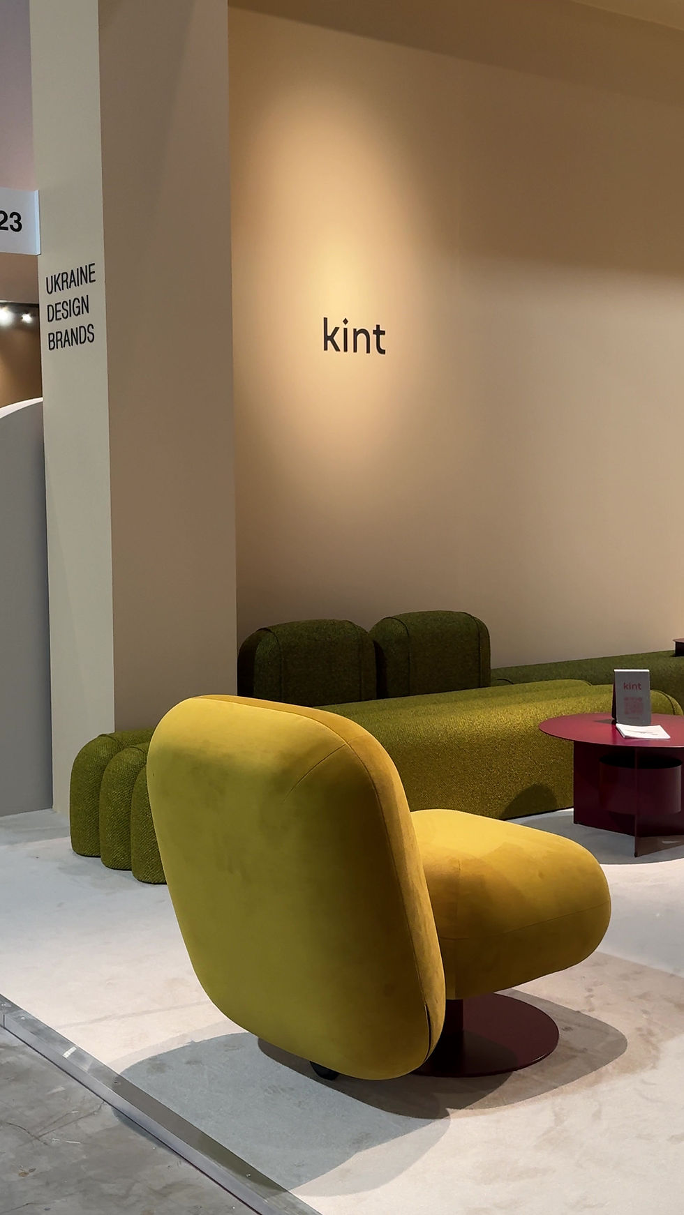 Прев'ю: Крісло circle mustard- burgundy (ral 3005-avelina 9884)