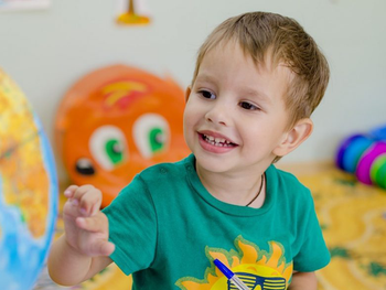 Diagnóstico precoce do autismo: primeiros sinais.