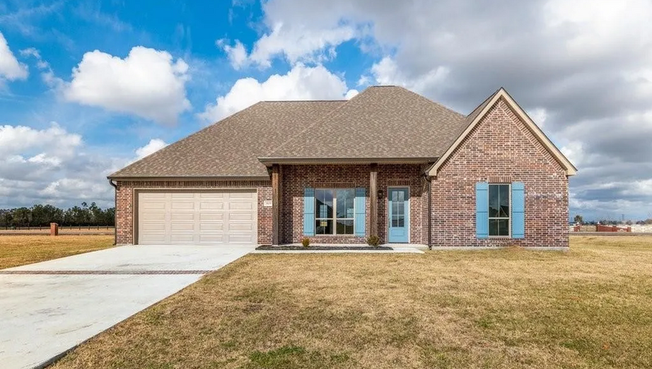New construction - custom built home for sale - 819 Gentry Drive, Sulphur, LA 70665
4 Bedroom,  2 Full Baths,  2,203 Square Foot  
Homes for Sale in Sulphur LA 