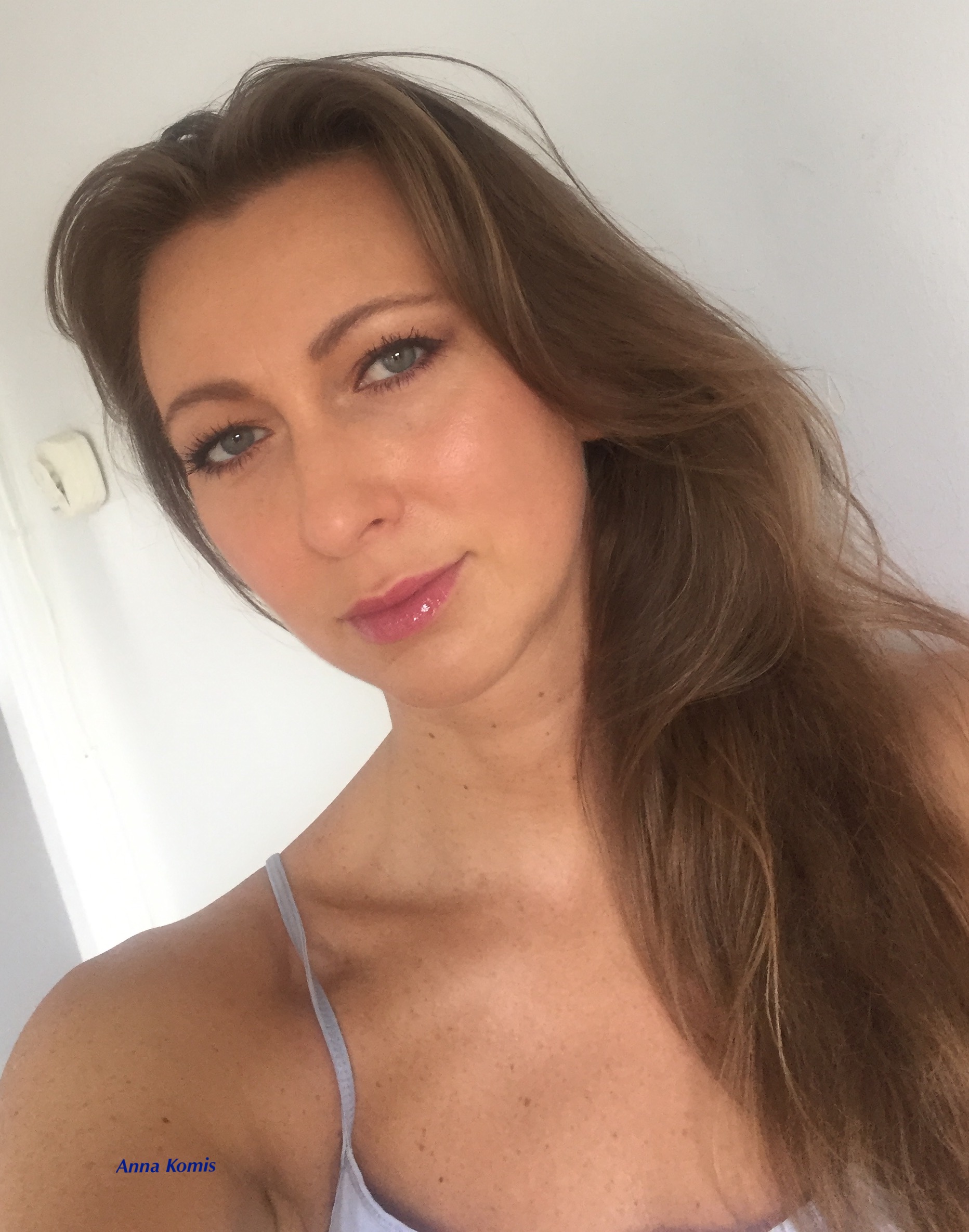 Anna Komis