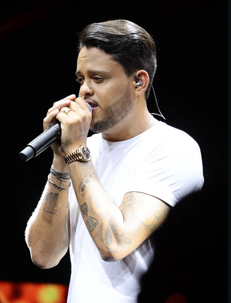 Thiago Aquino é destaque do Festival da Primavera com show gratuito em Paripe nesta sexta-feira (18)