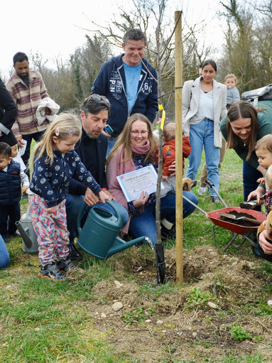 Un enfant, un arbre à Kembs