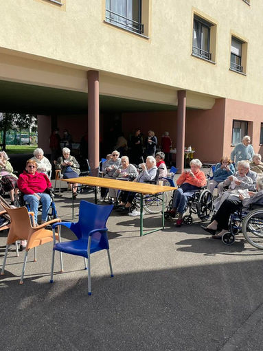 Inauguration de la plantation de 4 arbres fruitiers à l’EHPAD Saint-Sebastien de Rixheim