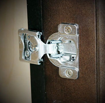 Six way adjustable door hinges