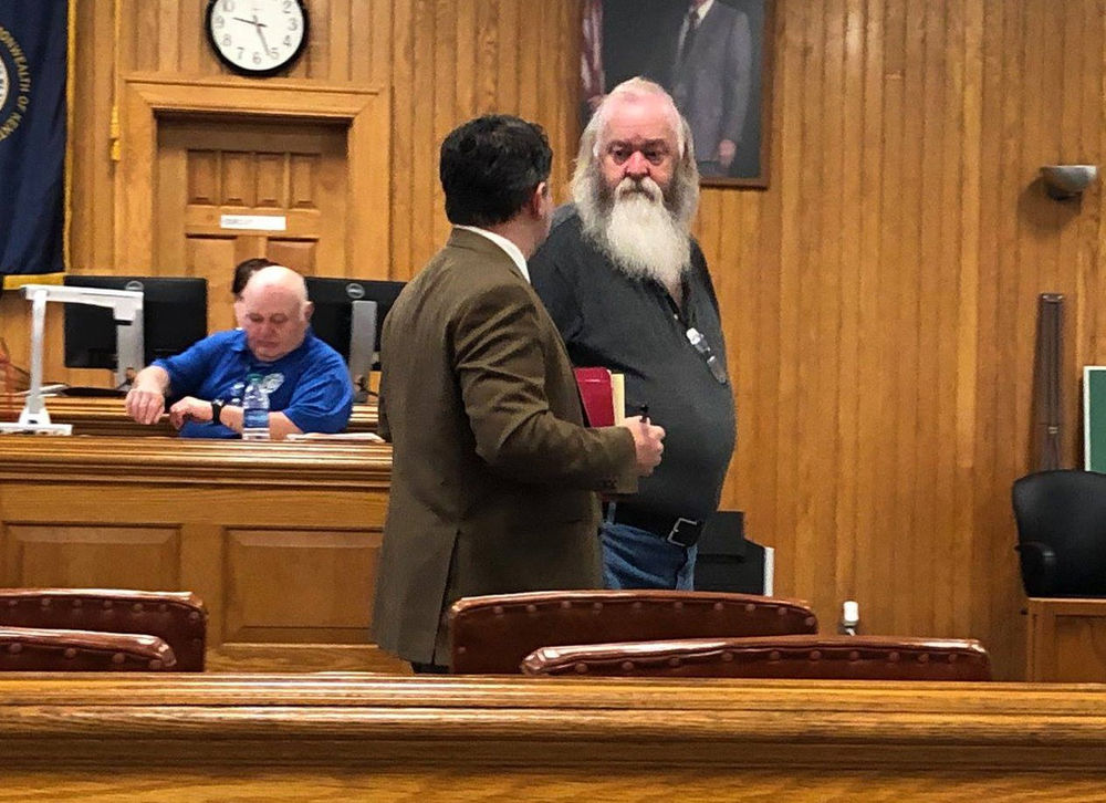 Jury deliberating sexual offenses trial Knox County Ky.