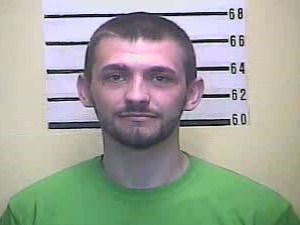 After a call of a vehicle accident 2 arrested for a large cache of prescription pills in Middlesboro