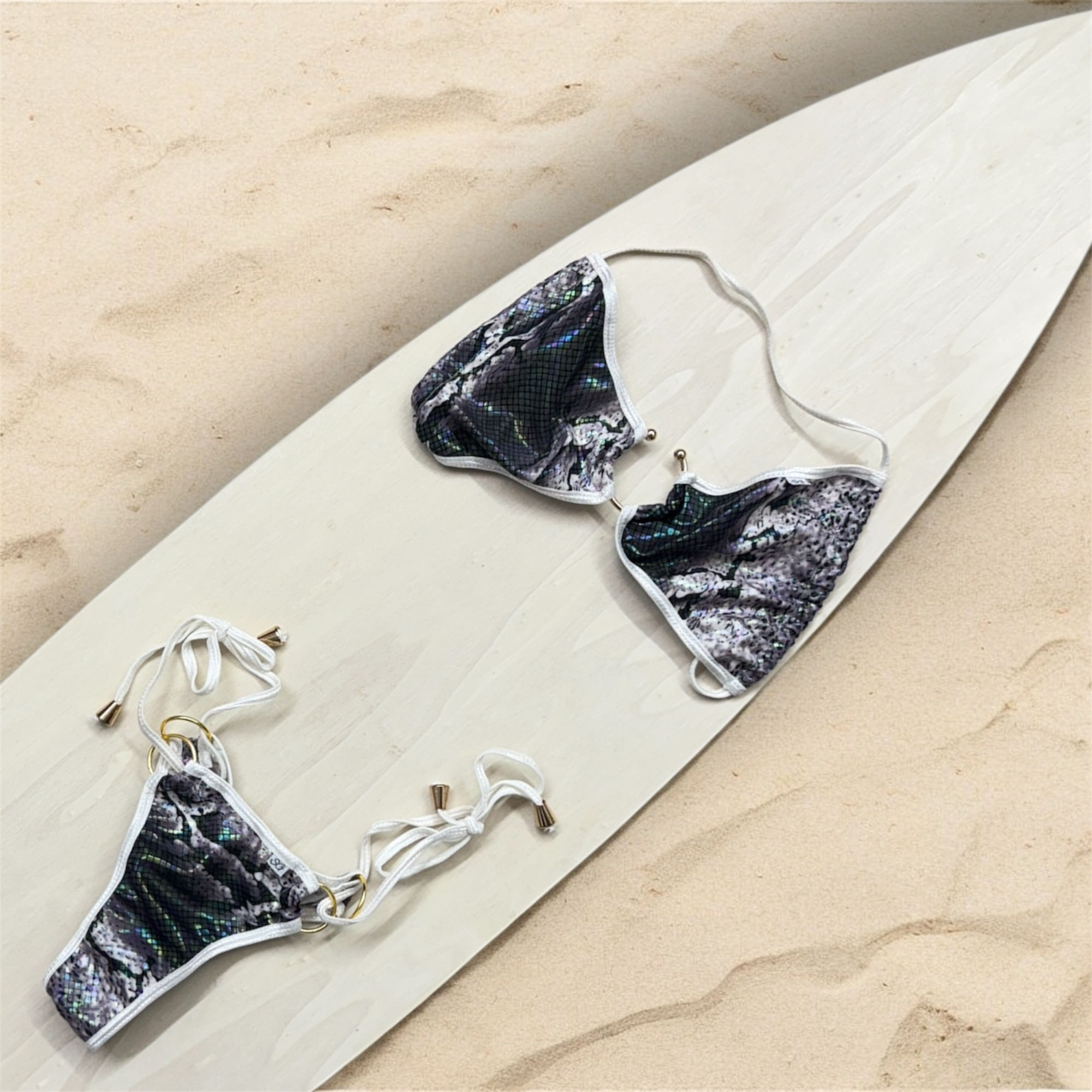 Metallic Muse Scrunch Thong