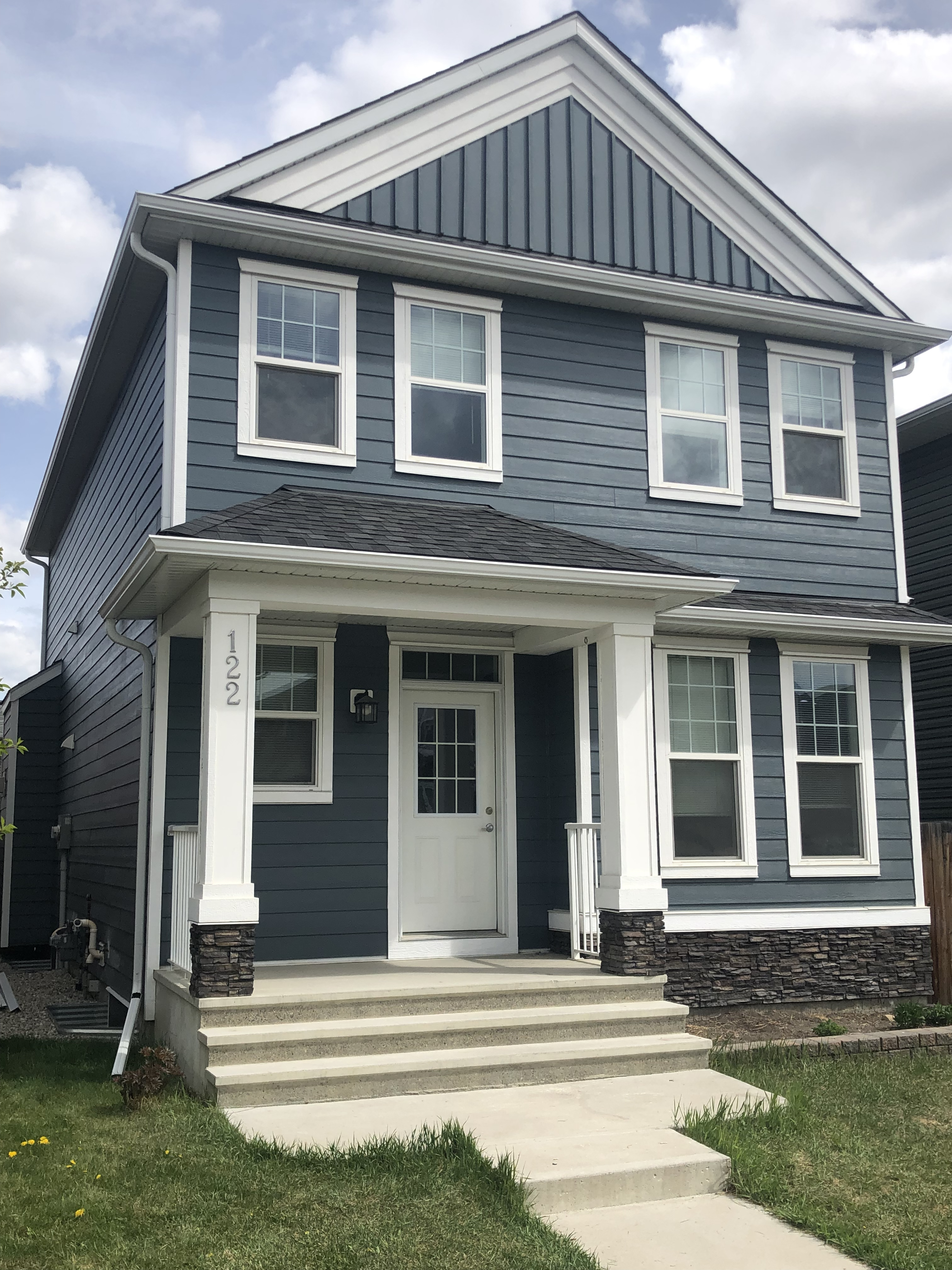 House exterior and window finishing