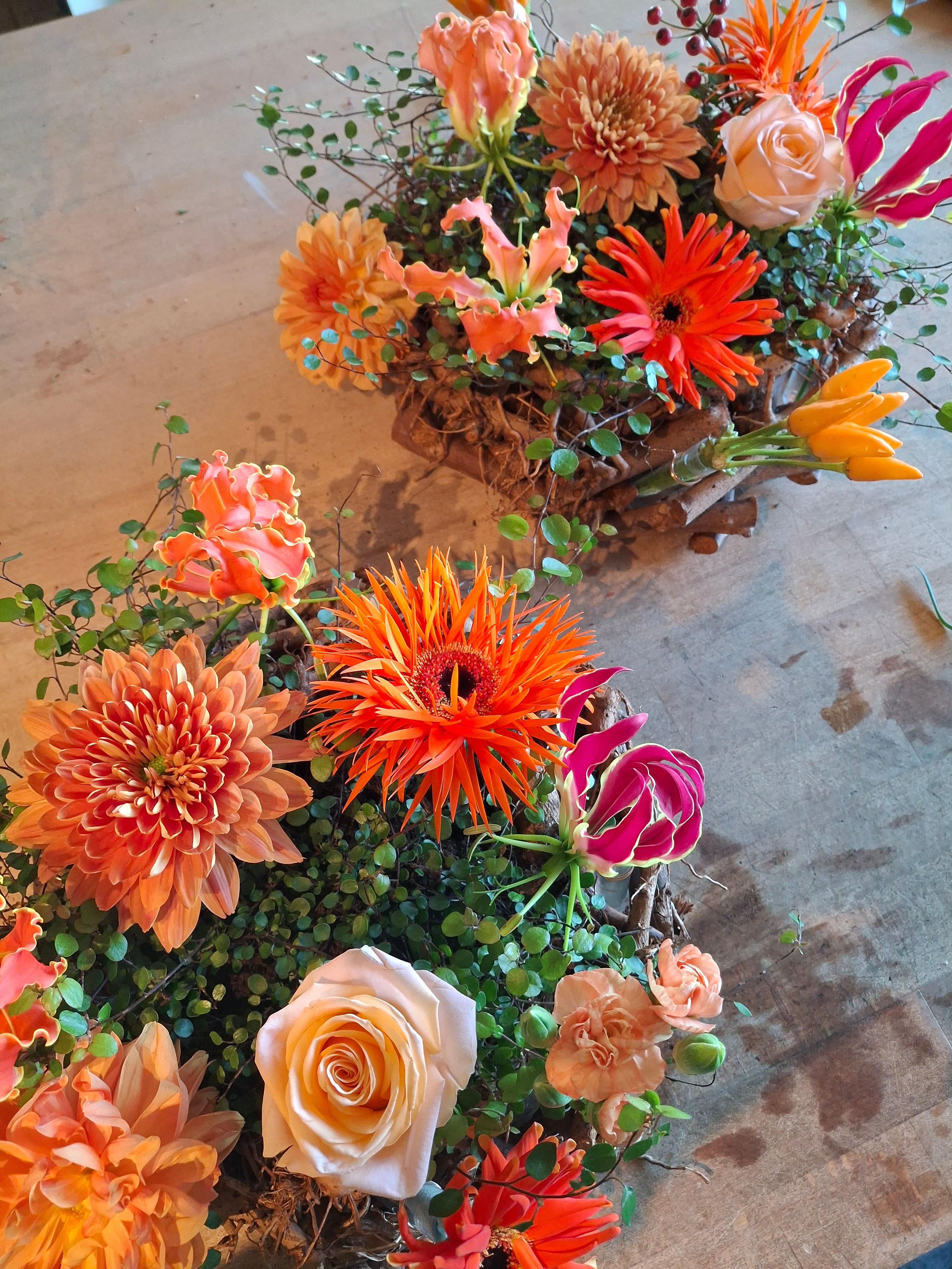 Allerheiligen plantenmand met buisjes