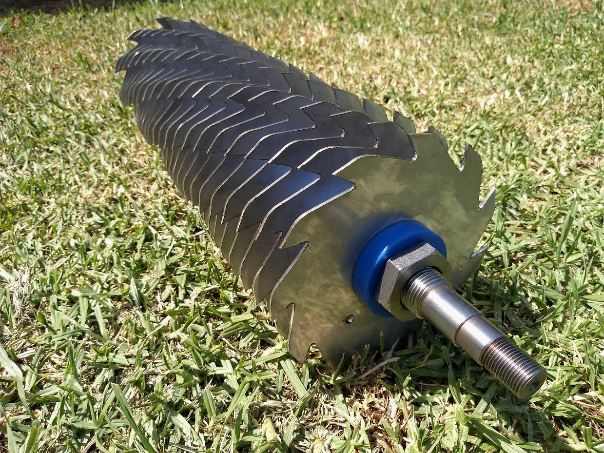 Protea grooming reel 17" - variety of blades and spacers