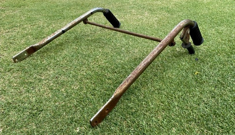 Thumbnail: Scott Bonnar model 33 Handle Bars