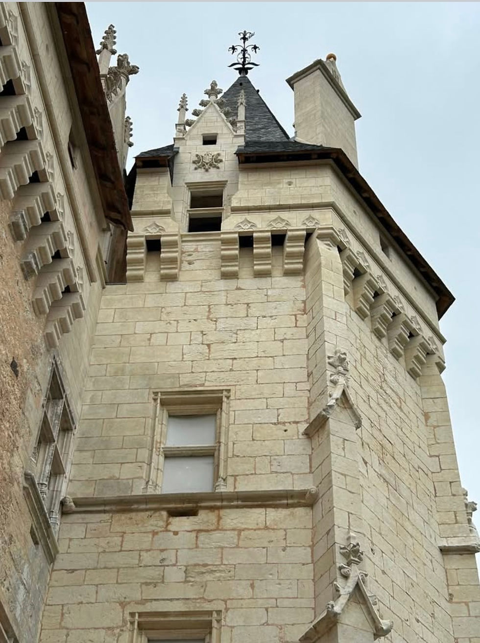 L’ Herm juillet2025 soit Après 58 mois de travaux , L’herm a retrouvé la quasi totalité de ses charpentes et de ses couvertures …