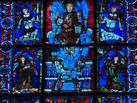 Les carrières de Fongrenon en Dordogne sauveront les vitraux de la cathédrale de Chartres