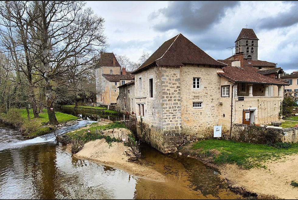 le moulin abbatial du prieuré de Saint-Jean-de-Côle - Périgord Vert