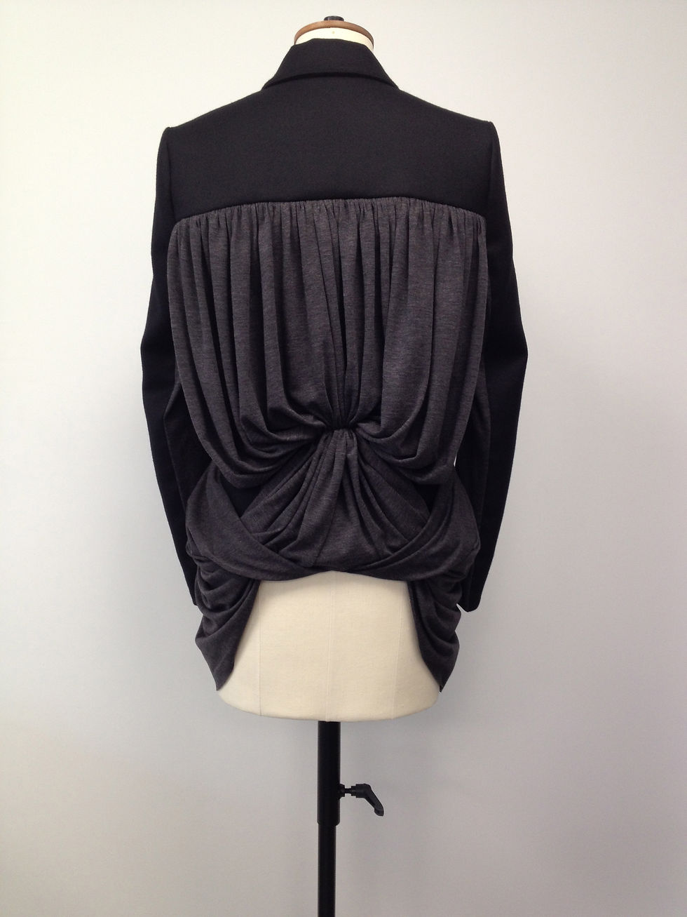 Externalizing the Internal Jacket