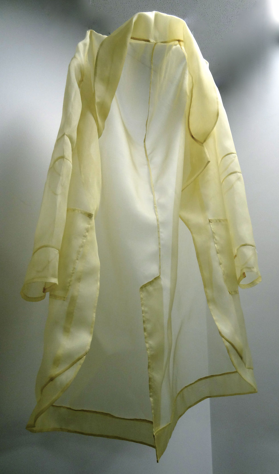 Externalizing the Internal Jacket