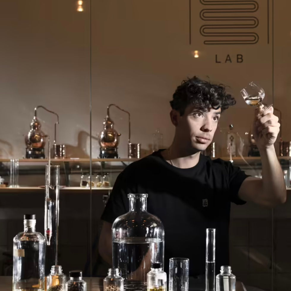 Thumbnail: Geneva Dry Gin