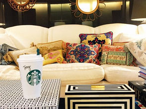 Tory Burch מאחרי הקלעים עם המעצבת