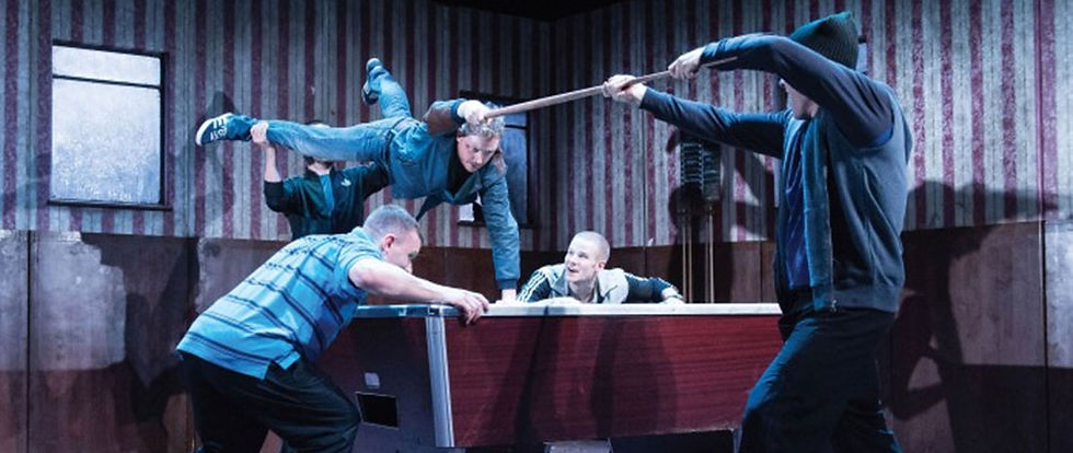 Frantic Assembly's Othello (previous cast). Pic: Manuel Harlan