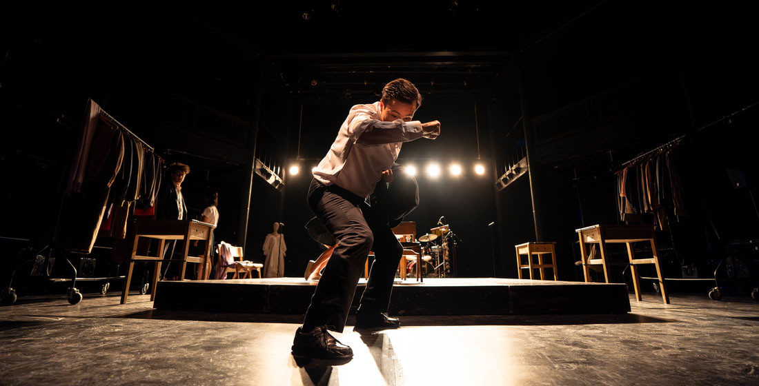 Theatre Re 